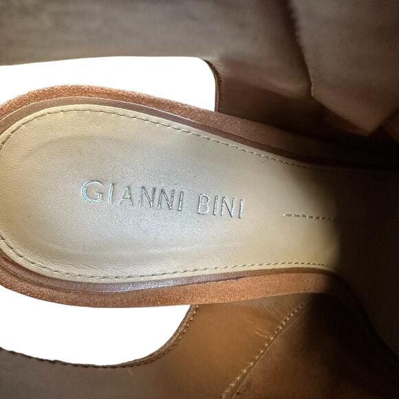 Gianni Bini Brown Suede Peep Toe Ankle Booties 9 - Picture 5 of 7